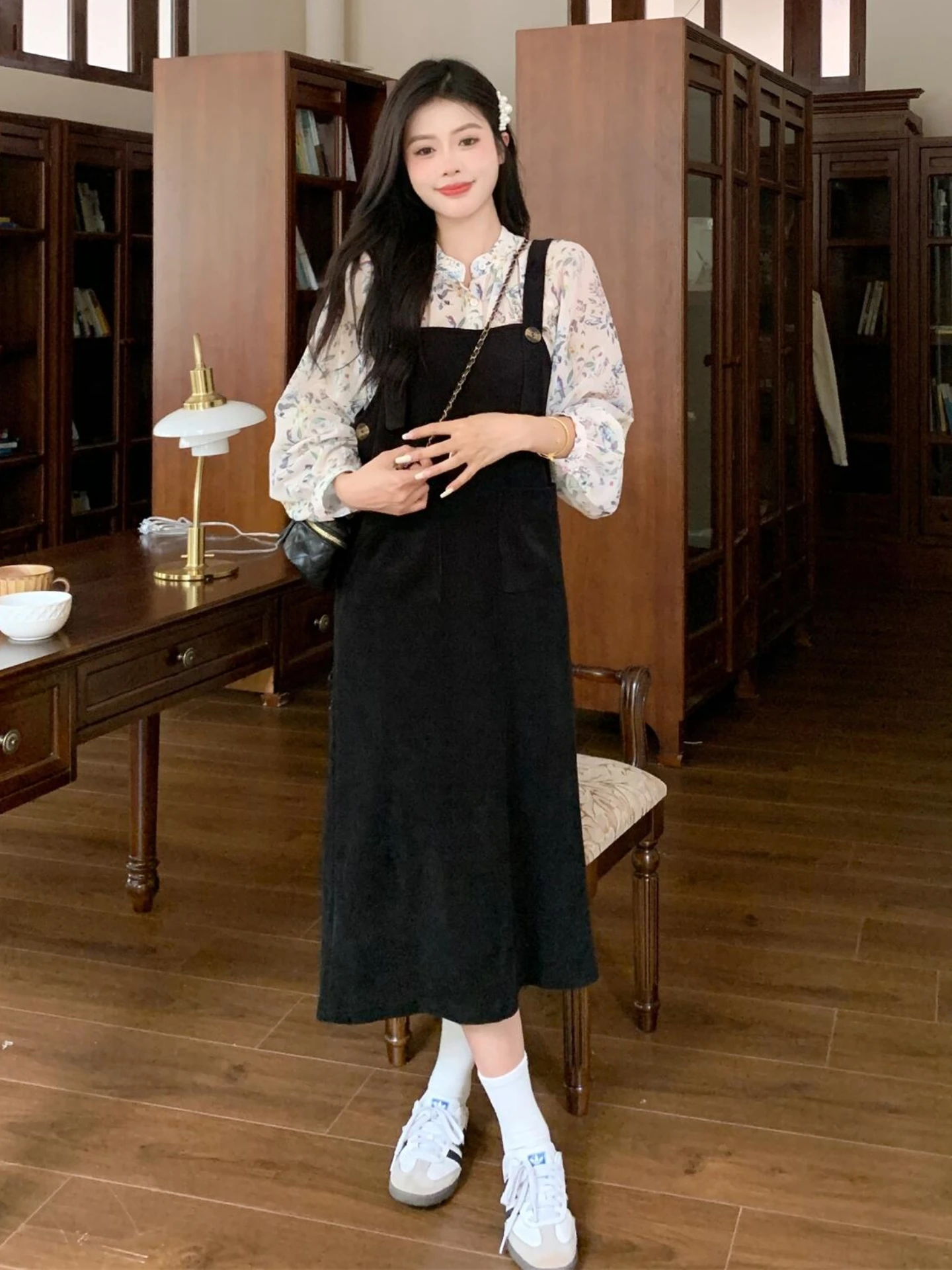 Spring Floral Print Long Sleeve Shirt And Overalls Women's plus Size Fashion Set Casual Commute Style Mid-Thick round Neck Bu...
Spring Floral Print Long Sleeve Shirt And Overalls Women's plus Size Fashion Set Casual Commute Style Mid-Thick round Neck Bu...