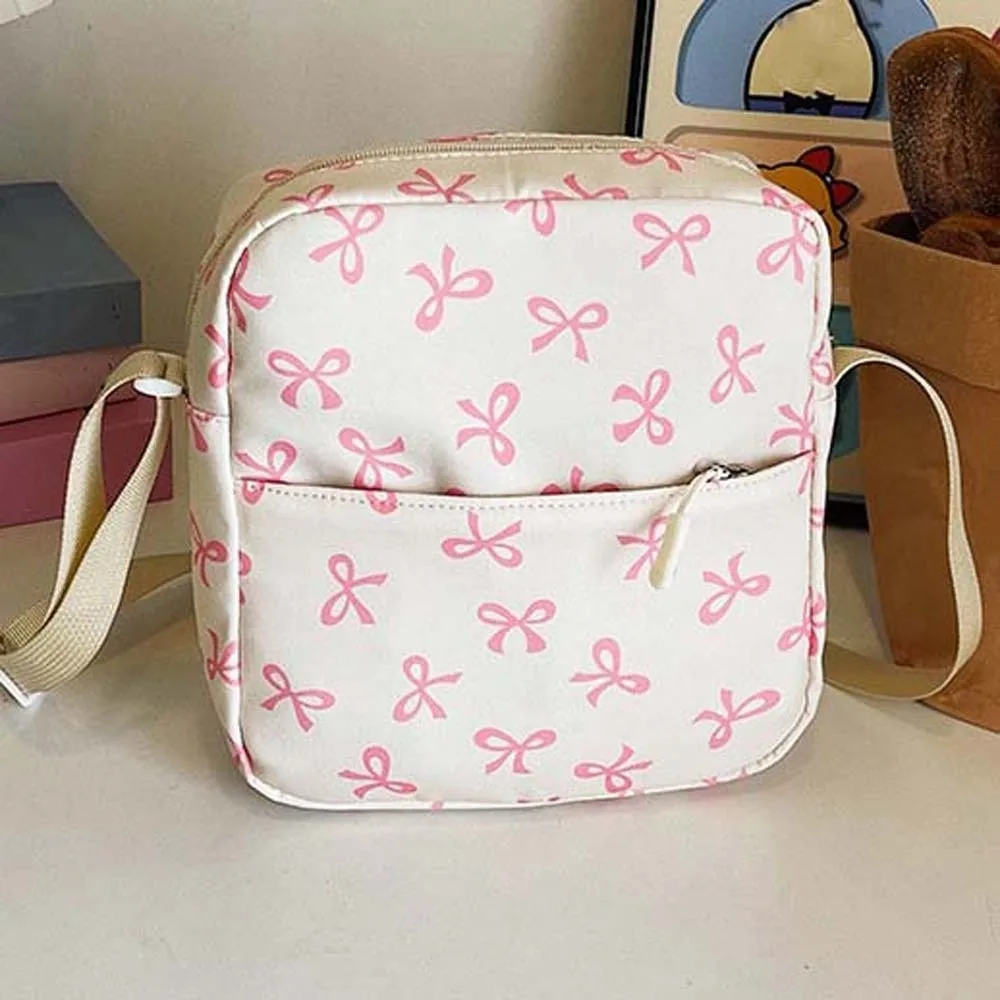 Daypack Three-piece School Bag Set Casual Large Capacity Nylon Bow Backpack with Pen Bag Durable Students School Bag Daily
Daypack Three-piece School Bag Set Casual Large Capacity Nylon Bow Backpack with Pen Bag Durable Students School Bag Daily
