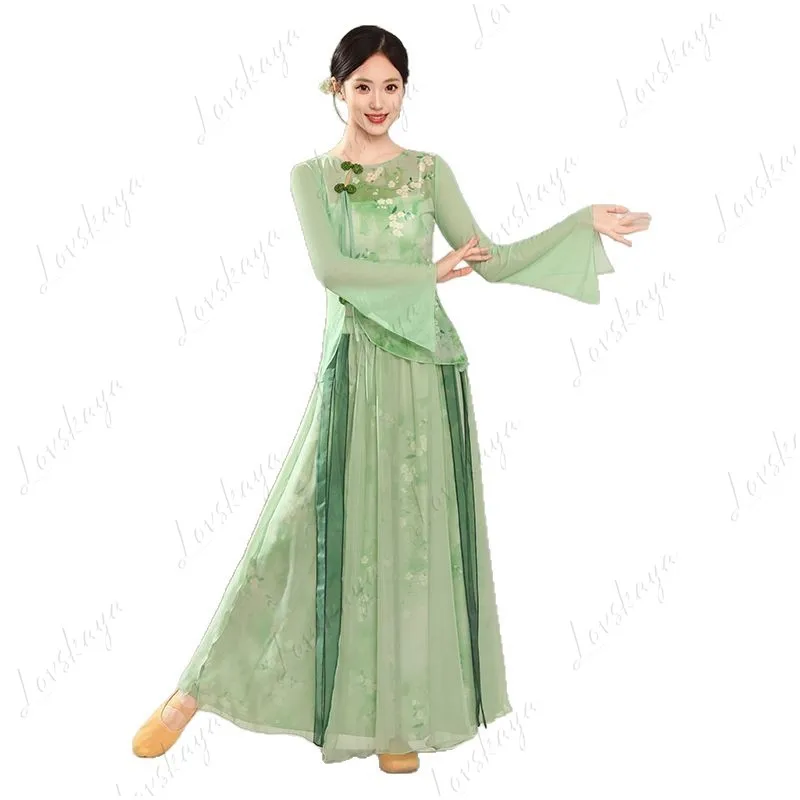 Новый стильный танцевальный комплект Cheongsam - классический китайский тренировочный эластичный комплект одежды для классических танцев, элегантный комплект одежды для выступлений
Новый стильный танцевальный комплект Cheongsam - классический китайский тренировочный эластичный комплект одежды для классических танцев, элегантный комплект одежды для выступлений