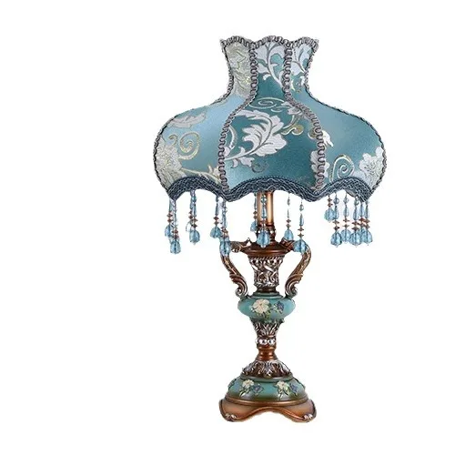 &c Luxury Resin Base Fabric Shade Bedroom Night Light Vintage European Style Table Lamp for Home Living Room Decor
&c Luxury Resin Base Fabric Shade Bedroom Night Light Vintage European Style Table Lamp for Home Living Room Decor