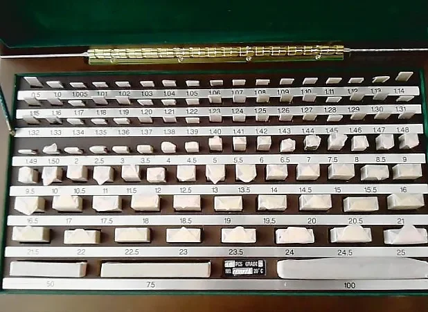 Taiwan Jingzhan Precision Gauge Block/Block 103 pieces of grade 0 length standard gauge block
Taiwan Jingzhan Precision Gauge Block/Block 103 pieces of grade 0 length standard gauge block
