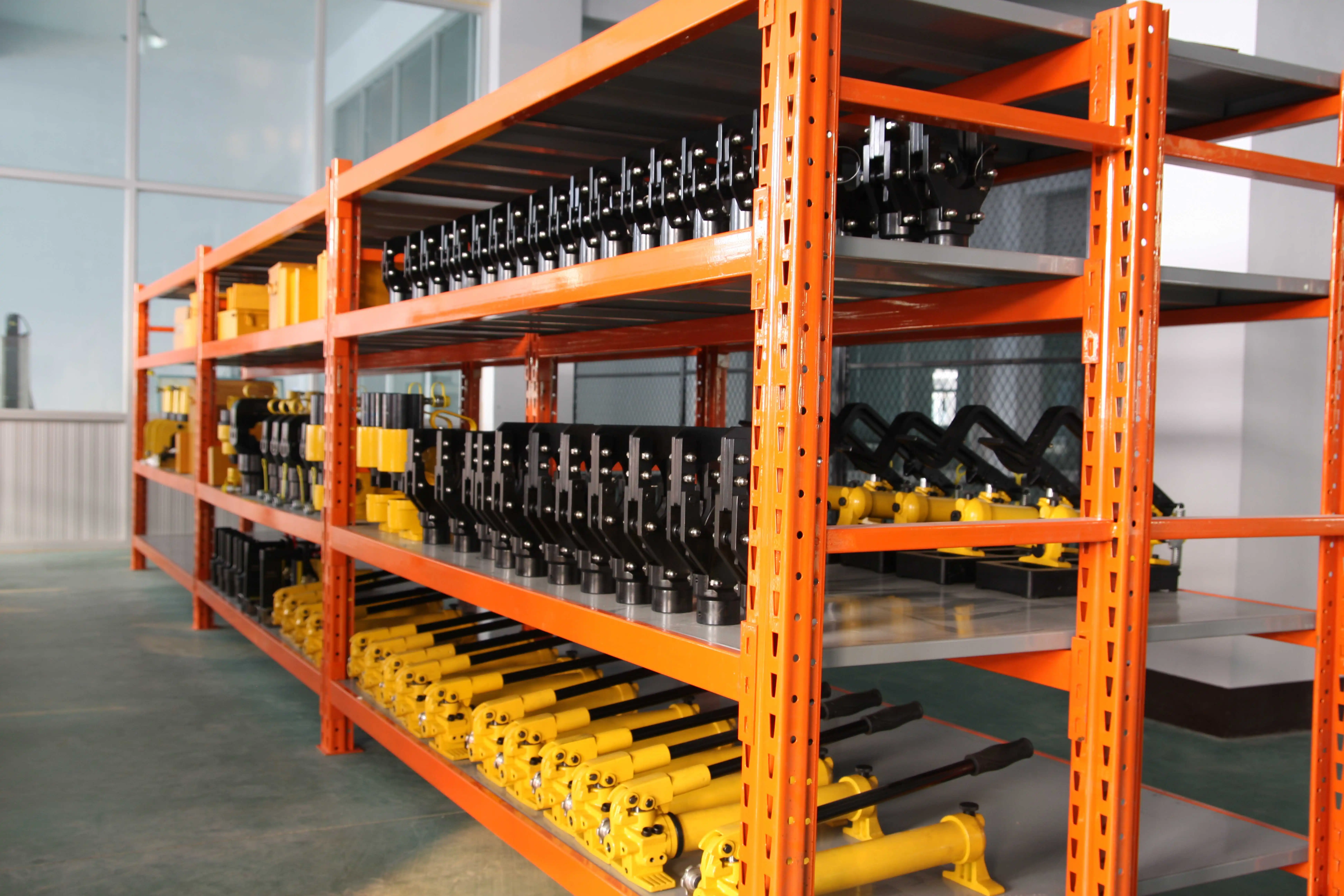 Factory ED-60100 Pipe Pex Battery Powered Pipe Crimping Tool Crimping range 60-108mm
Factory ED-60100 Pipe Pex Battery Powered Pipe Crimping Tool Crimping range 60-108mm