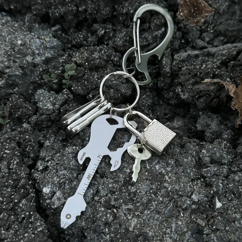 Новая многофункциональная открывалка для бутылок Ainworth Miu, брелок для гитары, металлическая высококачественная сенсорная сумка, аксессуары-подвески
Новая многофункциональная открывалка для бутылок Ainworth Miu, брелок для гитары, металлическая высококачественная сенсорная сумка, аксессуары-подвески