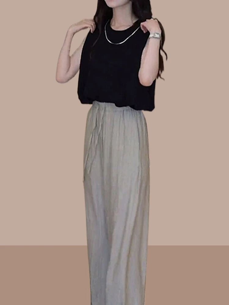 Fashionable Summer Outfit Women's Sleeveless round Neck Loose Wide Leg Pants Set Draping Style Age Reducing Two-Piece Set
Fashionable Summer Outfit Women's Sleeveless round Neck Loose Wide Leg Pants Set Draping Style Age Reducing Two-Piece Set