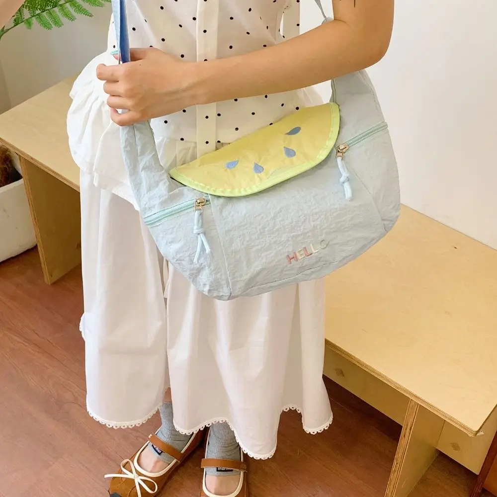 Sweet Korean Style Nylon Shoulder Bag Cute Handbag Fruit Shape Crossbody Bag Tote Bag Lightweight Cloth Messenger Bag Girls
Sweet Korean Style Nylon Shoulder Bag Cute Handbag Fruit Shape Crossbody Bag Tote Bag Lightweight Cloth Messenger Bag Girls