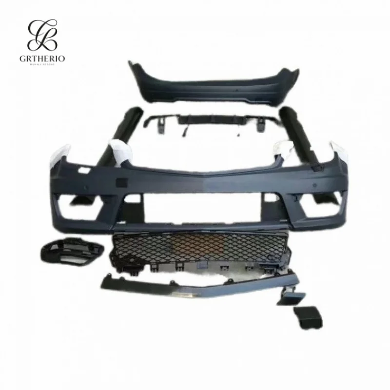 Suitable for Mercedes-Benz late-model 2011-2014 204 modified with AMG body kit
Suitable for Mercedes-Benz late-model 2011-2014 204 modified with AMG body kit