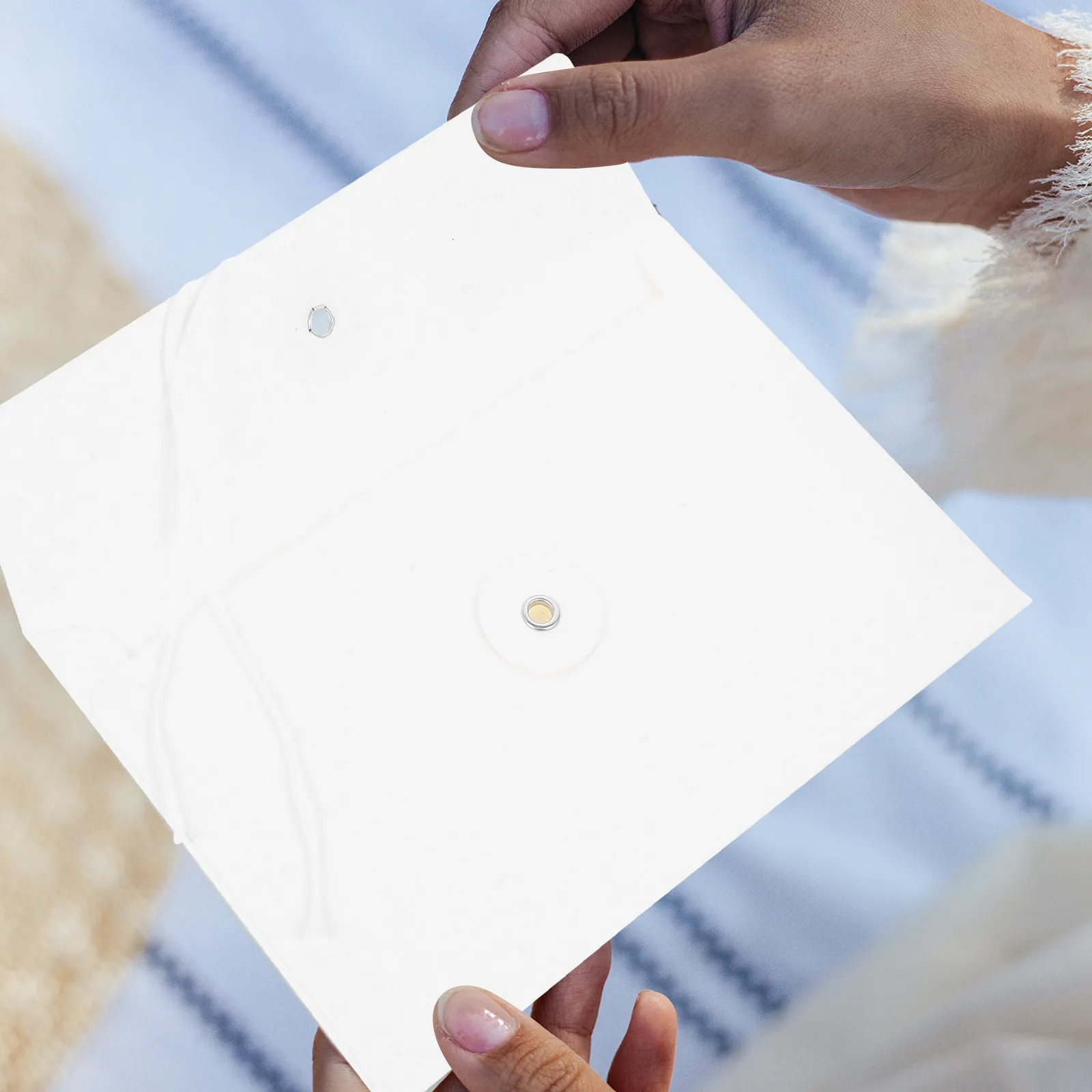 10Pcs Vintage Paper Invitation Envelopes Greeting Card Envelopes for Wedding Birthday Festival Parties
10Pcs Vintage Paper Invitation Envelopes Greeting Card Envelopes for Wedding Birthday Festival Parties