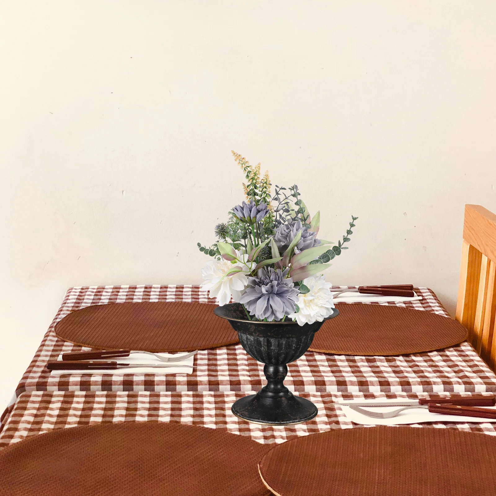 Iron Vase Vintage Style Flower Pot Decorative Urn Planter For Home Office Wedding Trophy Tabletop Arrangement Container
Iron Vase Vintage Style Flower Pot Decorative Urn Planter For Home Office Wedding Trophy Tabletop Arrangement Container