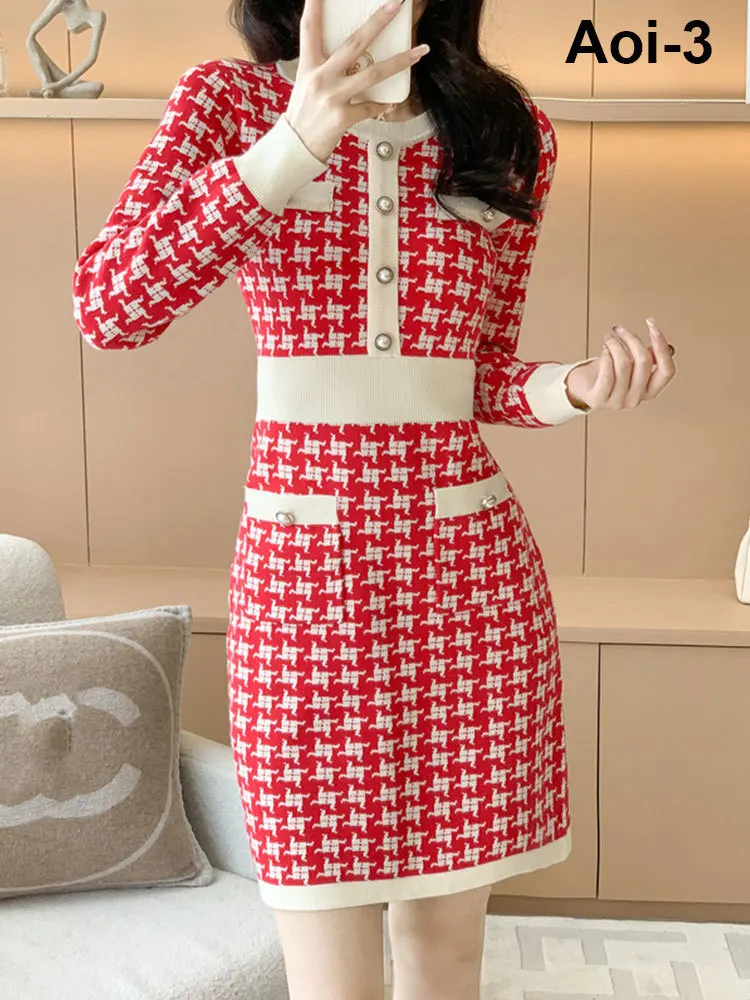Fashion Elegant Red Knitted Dress Women 23 Autumn Winter Contrast Color Crewneck Long-Sleeved Sweater Slim-Fit Button Base Dress
Fashion Elegant Red Knitted Dress Women 23 Autumn Winter Contrast Color Crewneck Long-Sleeved Sweater Slim-Fit Button Base Dress