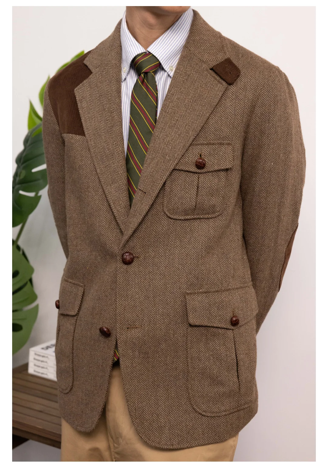 Осень-зима, новый мужской пиджак в стиле ретро, коричневые пиджаки, однобортный, с несколькими карманами, повседневное мужское пальто, мужской топ
Осень-зима, новый мужской пиджак в стиле ретро, коричневые пиджаки, однобортный, с несколькими карманами, повседневное мужское пальто, мужской топ