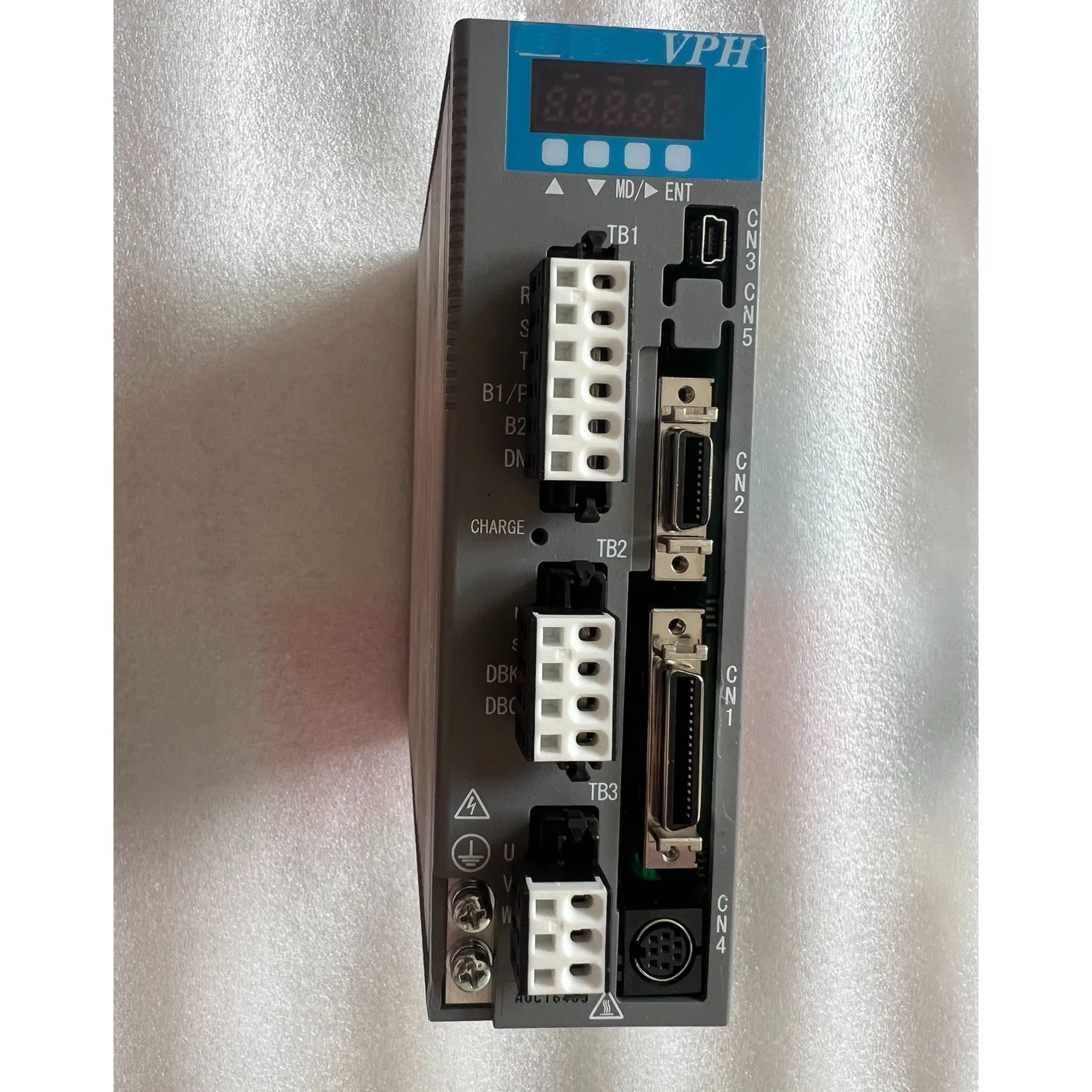 NCR-HA2401A-A-100 Servo Drive Used good condition fast delivery
NCR-HA2401A-A-100 Servo Drive Used good condition fast delivery