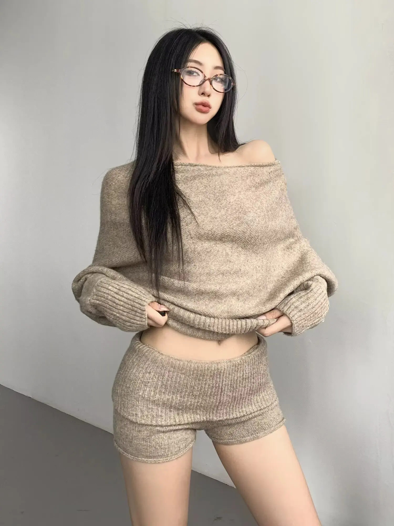Korean Fashion Women Knitted Two Piece Sets Slash Neck Off Shoulder Long Sleeve Sweaters Slim Knitting Shorts Sets Women Outfits
Korean Fashion Women Knitted Two Piece Sets Slash Neck Off Shoulder Long Sleeve Sweaters Slim Knitting Shorts Sets Women Outfits