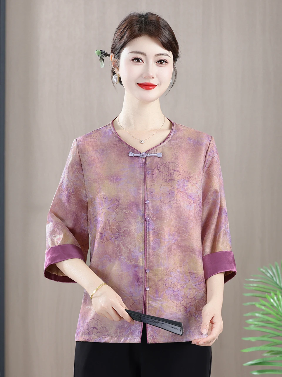 2026 Summer New Style Women's Shirt Satin Surface Floral Embroidery Premium Quality Slimming Open Cardigan for Middle-Aged La...
2026 Summer New Style Women's Shirt Satin Surface Floral Embroidery Premium Quality Slimming Open Cardigan for Middle-Aged La...