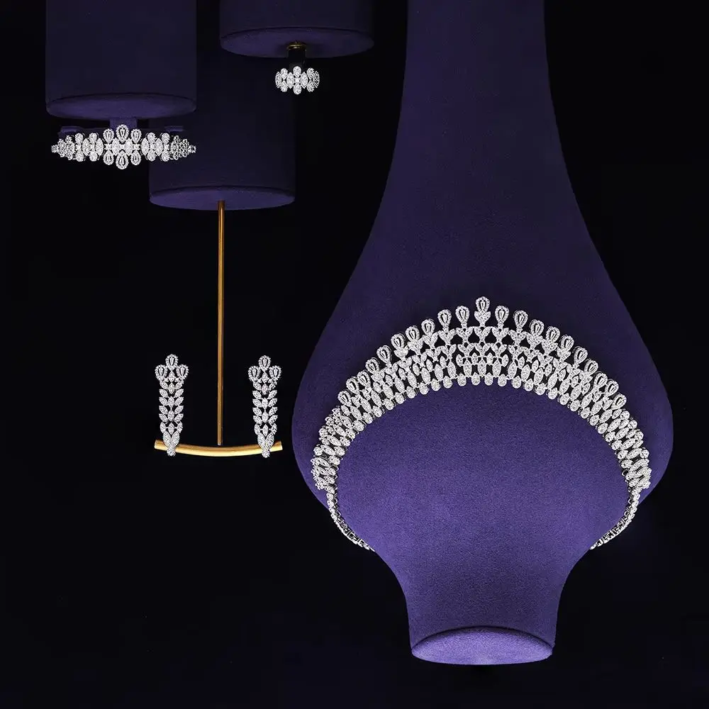 Famous Brand 4pcs Bridal Zirconia Full Jewelry Sets For Women Party, Dubai Nigeria CZ Crystal Wedding Jewelry Sets
Famous Brand 4pcs Bridal Zirconia Full Jewelry Sets For Women Party, Dubai Nigeria CZ Crystal Wedding Jewelry Sets