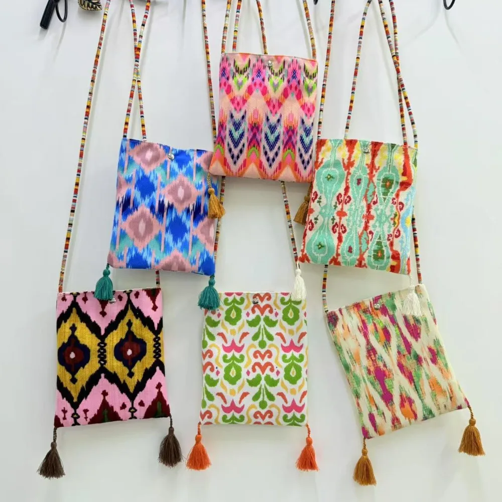 Fashion Retro Pattern Crossbody Phone Bag Handbag Printed Small Shoulder Bag Personalized Purse Cartoon Tote Bag Girl
Fashion Retro Pattern Crossbody Phone Bag Handbag Printed Small Shoulder Bag Personalized Purse Cartoon Tote Bag Girl