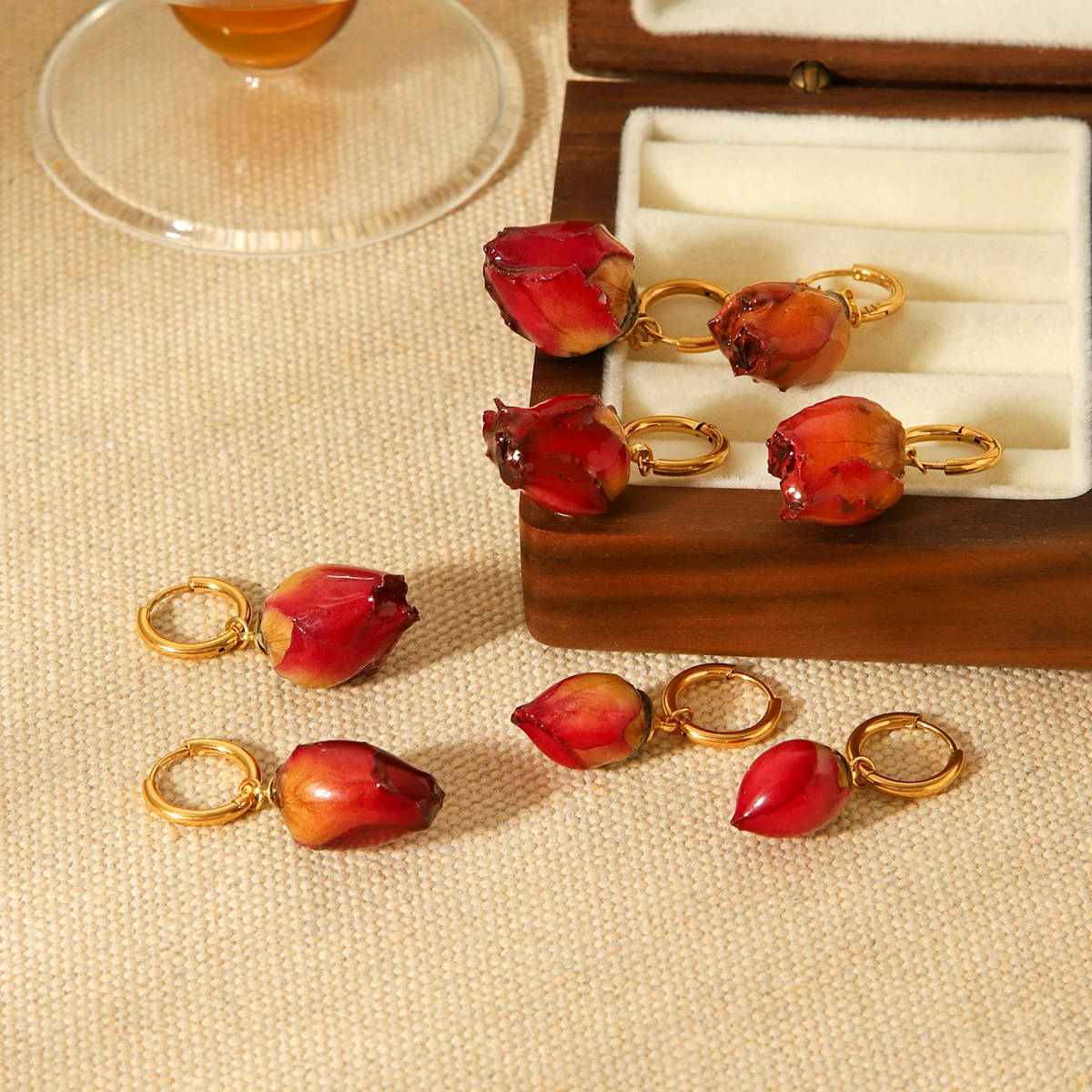 Resin Real Rose Flower Huggie Hoop Unique Earrings 18K Gold Plated Stainless Steel For Women's Handmade Boho Gift Jewelry
Resin Real Rose Flower Huggie Hoop Unique Earrings 18K Gold Plated Stainless Steel For Women's Handmade Boho Gift Jewelry