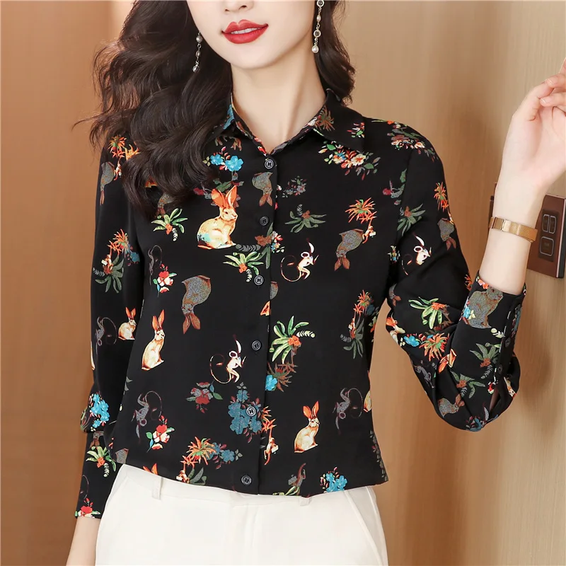 New Spring Autumn Women Turn-down Collar Long Sleeve Slim Shirt High Quality Cute Rabbits Floral Print Black Shirt Women Tops
New Spring Autumn Women Turn-down Collar Long Sleeve Slim Shirt High Quality Cute Rabbits Floral Print Black Shirt Women Tops