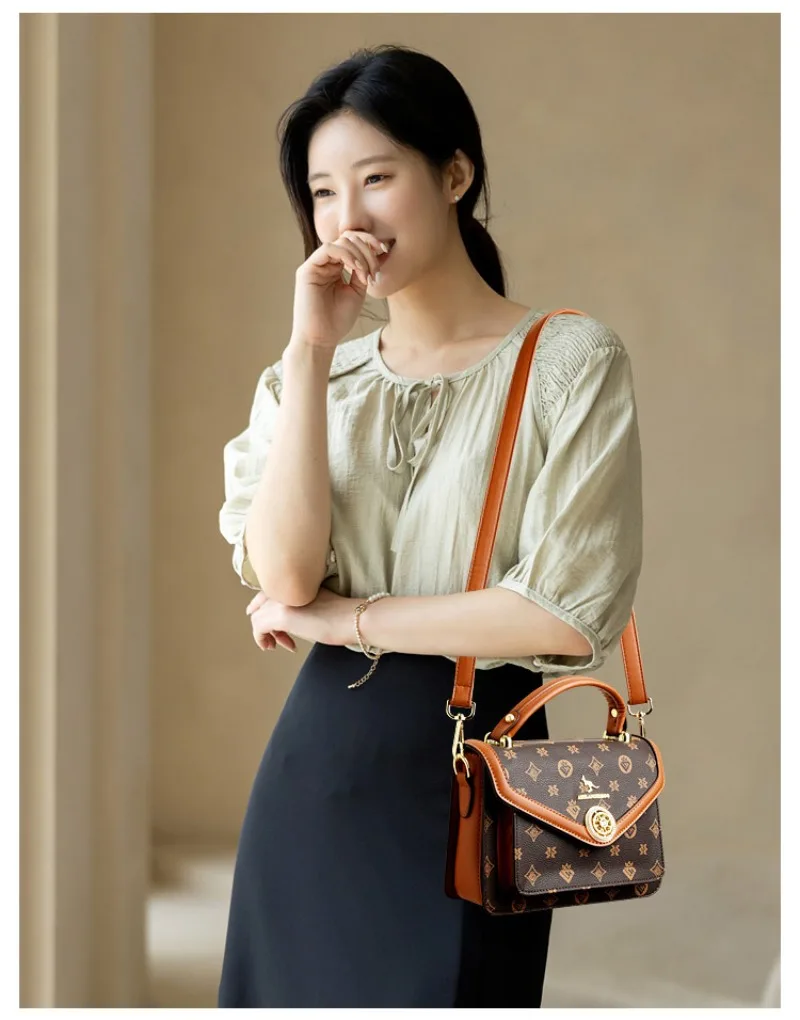2025 Stylish Printed Cylinder Bag for Women - Spacious Crossbody Tote with Chain Strap, Elegant Middle-Age Handbag
2025 Stylish Printed Cylinder Bag for Women - Spacious Crossbody Tote with Chain Strap, Elegant Middle-Age Handbag