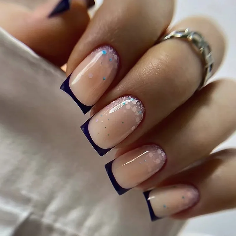 24 шт., блестящие французские накладные ногти Ins Style — джинсовые синие кончики с хрустальной каймой, овальные накладные ногти средней длины
24 шт., блестящие французские накладные ногти Ins Style — джинсовые синие кончики с хрустальной каймой, овальные накладные ногти средней длины