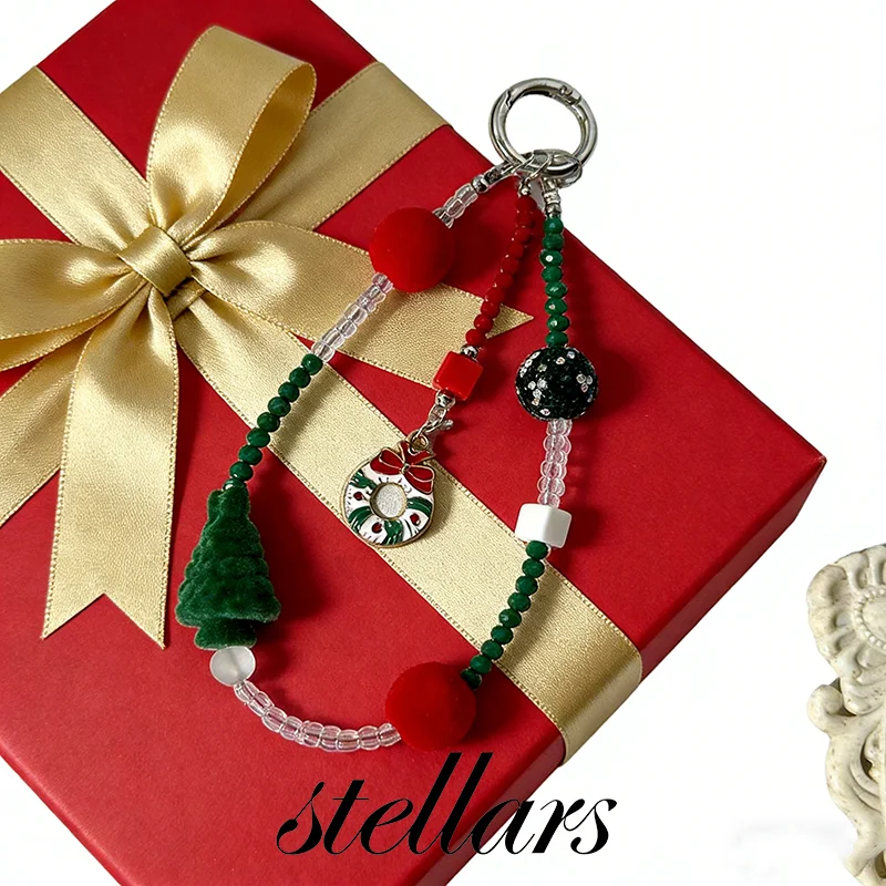 Christmas Diamond Ball Flower Wreath Pendant Phone Chain, Phone Charm, Bag Accessory, Keychain, Anti-Loss Phone Strap
Christmas Diamond Ball Flower Wreath Pendant Phone Chain, Phone Charm, Bag Accessory, Keychain, Anti-Loss Phone Strap