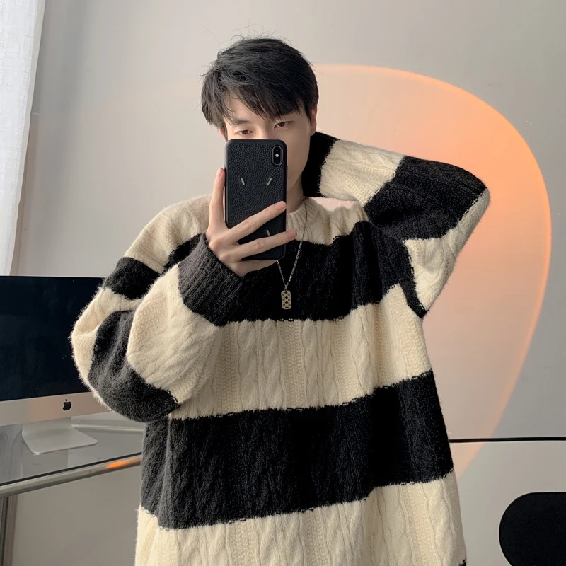 Мужской утепленный шерстяной свитер в полоску с цветовыми блоками, свободный крой, повседневный, высококачественный вязаный кардиган с круглым вырезом и длинными рукавами
Мужской утепленный шерстяной свитер в полоску с цветовыми блоками, свободный крой, повседневный, высококачественный вязаный кардиган с круглым вырезом и длинными рукавами