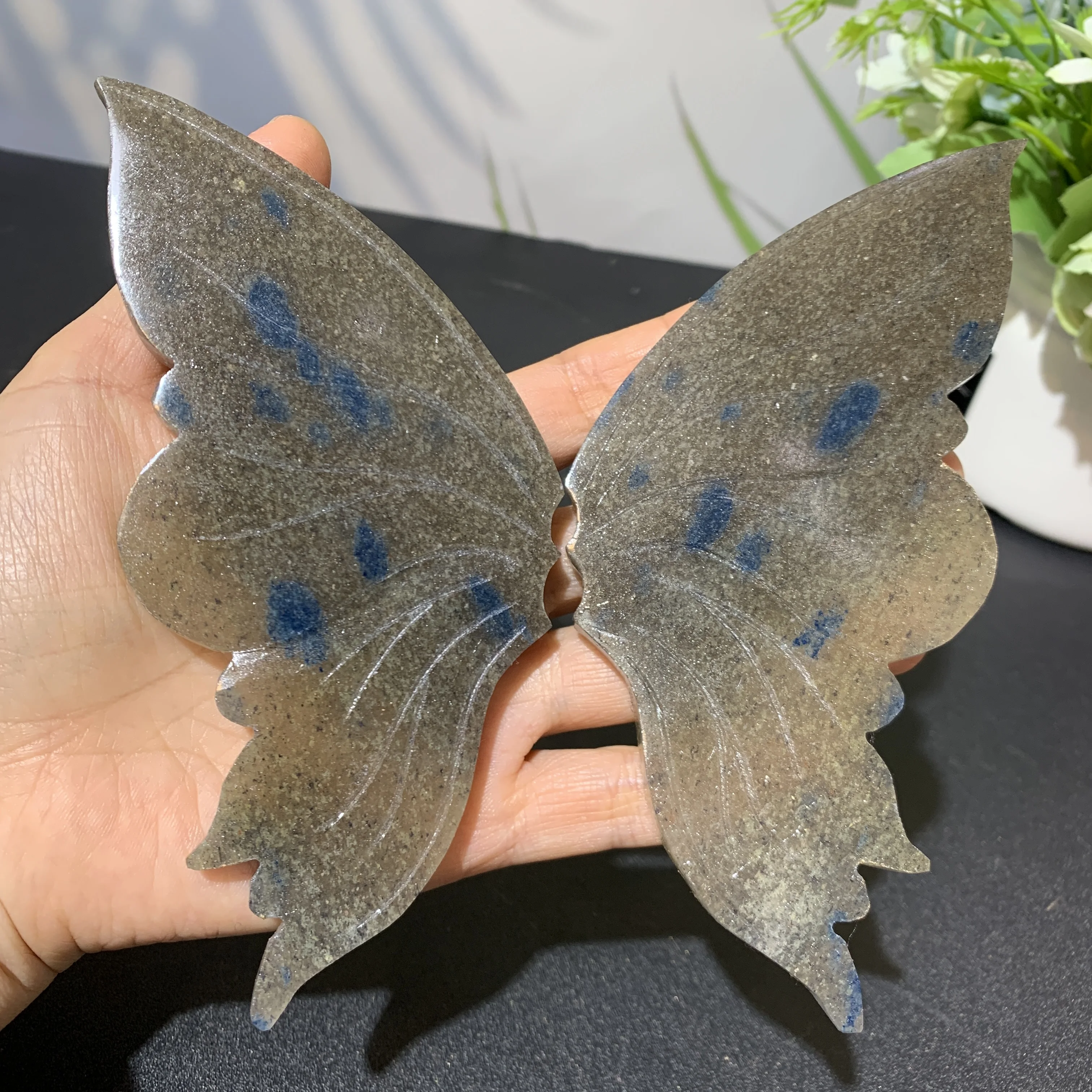Natural K2 Jasper Crystal Carving Butterfly Wings Crafts Gifts Home Ornament Decoration+showing stand
Natural K2 Jasper Crystal Carving Butterfly Wings Crafts Gifts Home Ornament Decoration+showing stand