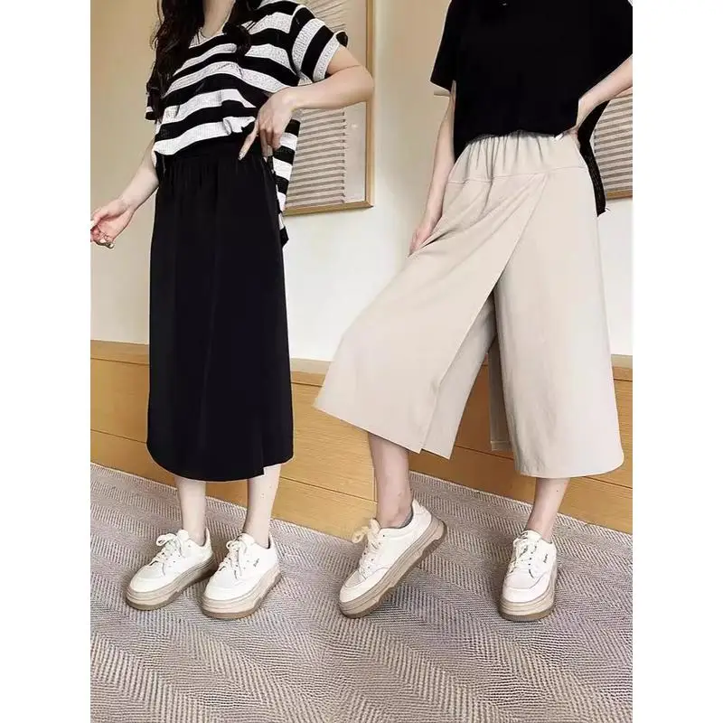 Женские летние новые универсальные брюки-палаццо с высокой талией, свободного кроя, из ацетата, с драпировкой и плиссировкой
Женские летние новые универсальные брюки-палаццо с высокой талией, свободного кроя, из ацетата, с драпировкой и плиссировкой