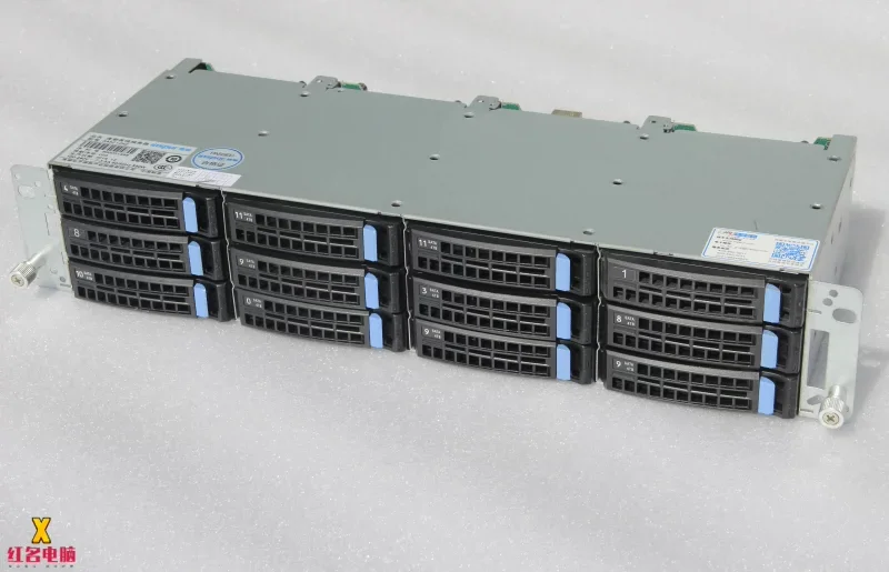 12-Disk 3.5-inch hard disk cage hot-swappable 8087 interface D-type 4ping power supply SAS/SATA storage
12-Disk 3.5-inch hard disk cage hot-swappable 8087 interface D-type 4ping power supply SAS/SATA storage