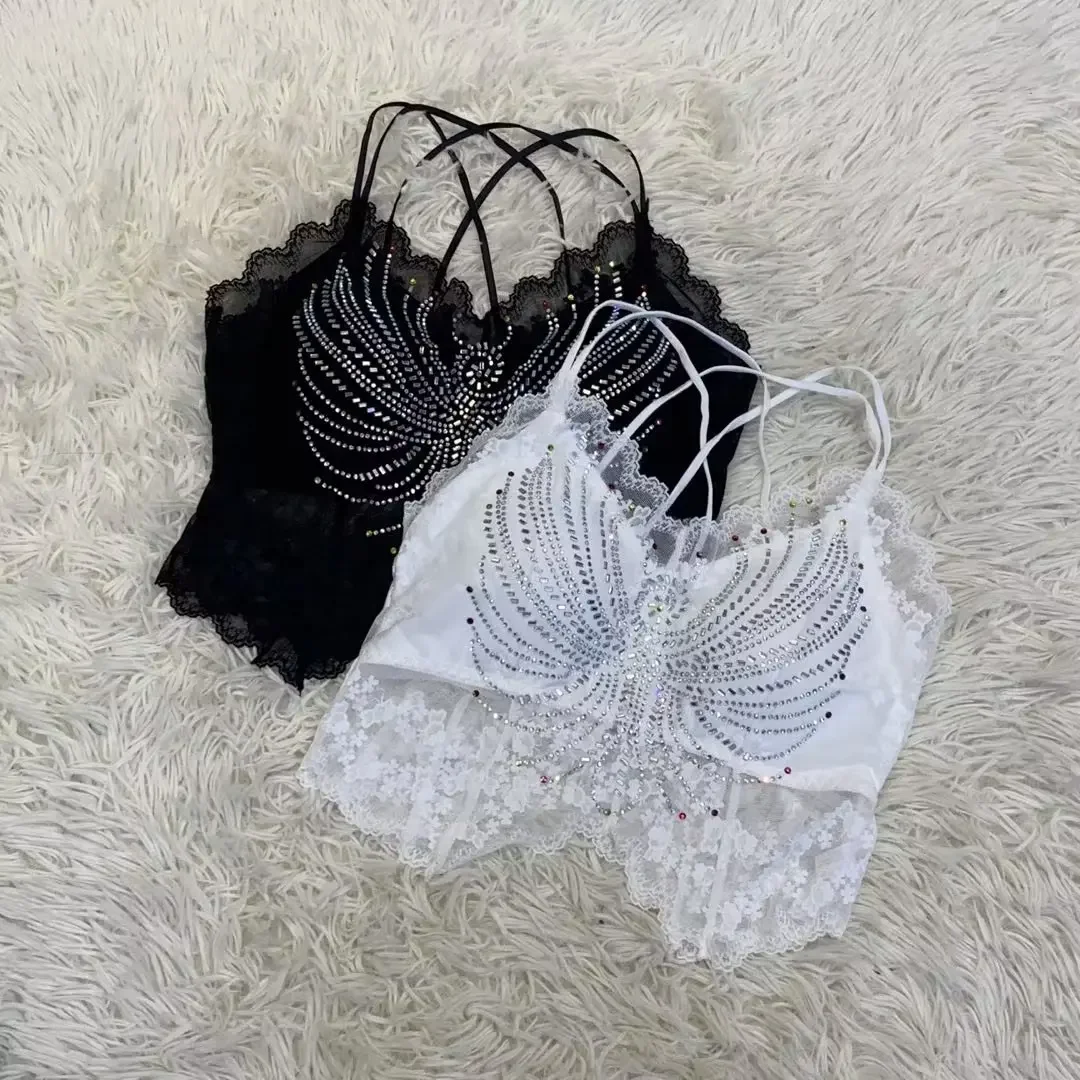 New French Lace Cross Strap Tank Top with Latex Chest Pad Sexy Shiny Diamond Women's Underwear Sensual Home Clothes
New French Lace Cross Strap Tank Top with Latex Chest Pad Sexy Shiny Diamond Women's Underwear Sensual Home Clothes