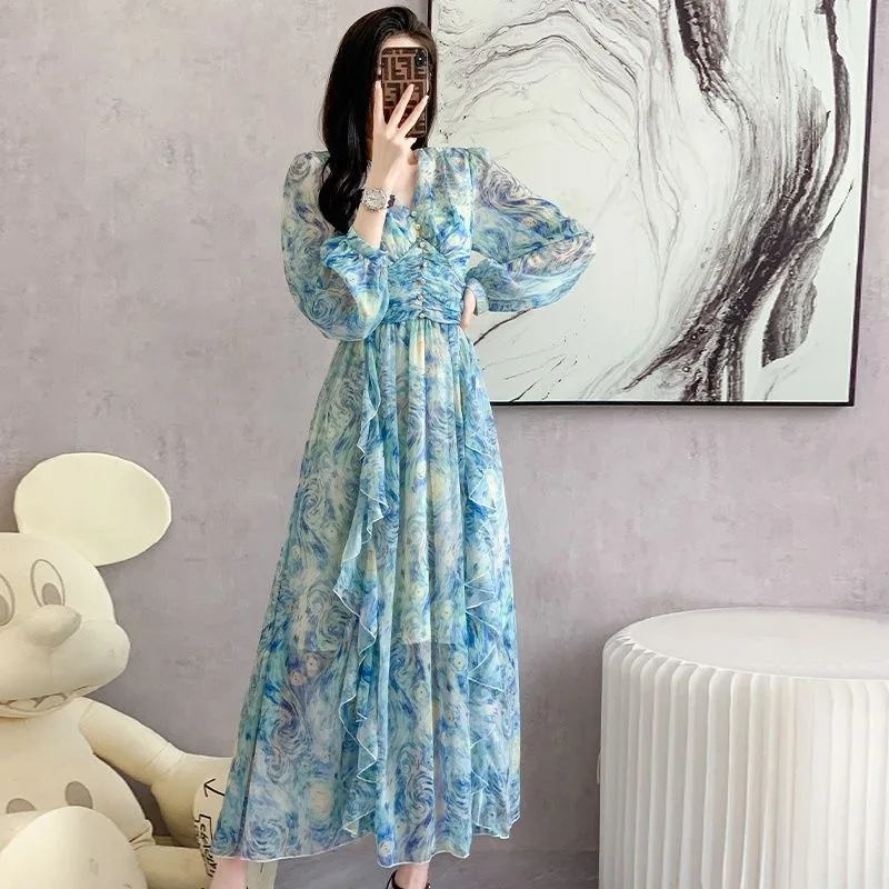 2024Classic Vintage Starlight Tulle High-end Chiffon Ruffles Cake Skirt V-Neck Long Sleeves Long Print Stylish Comfortable Dress
2024Classic Vintage Starlight Tulle High-end Chiffon Ruffles Cake Skirt V-Neck Long Sleeves Long Print Stylish Comfortable Dress