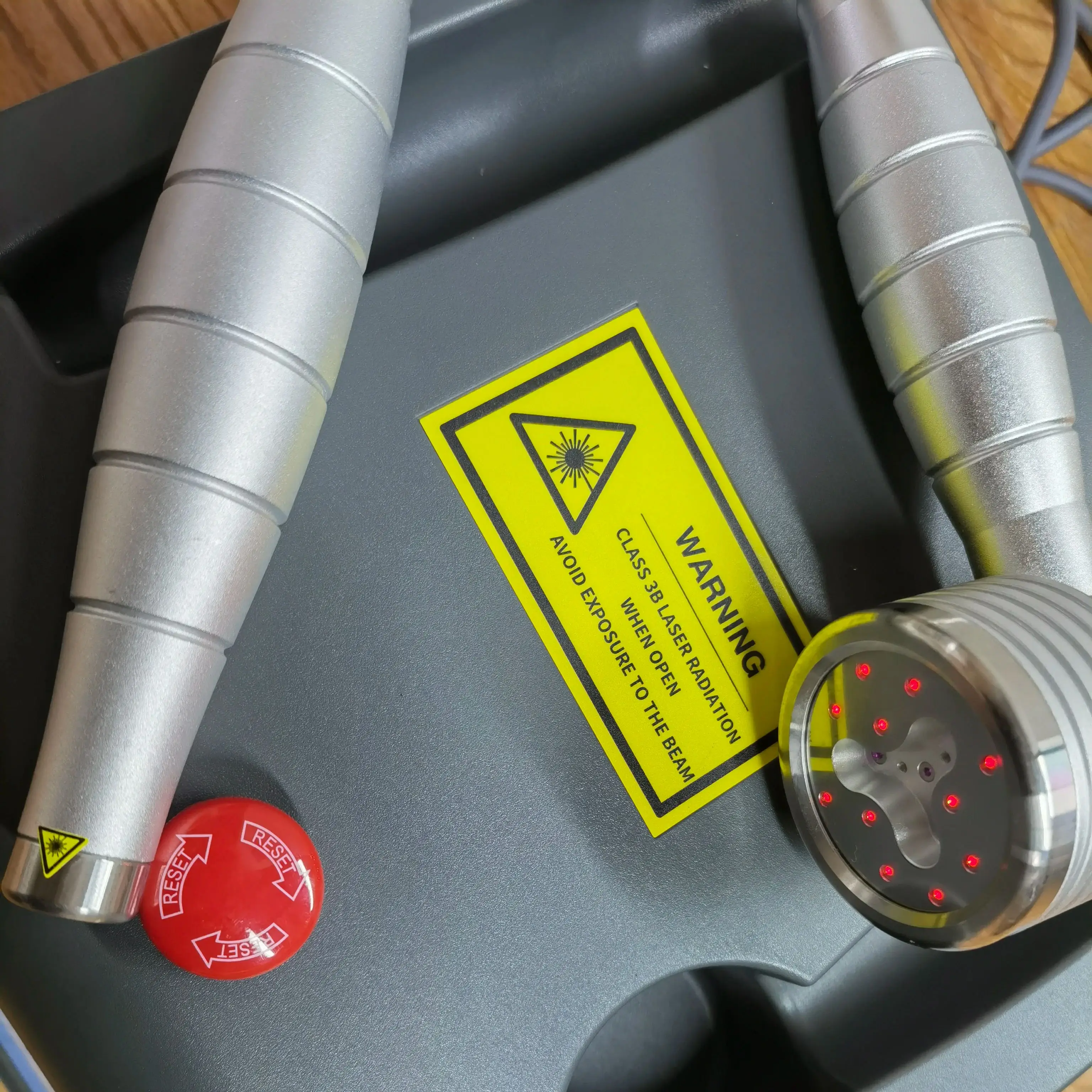 HLKGO 1055mW Laser Pain Reliever - Dual Wavelength Design for Maximum Effectiveness
HLKGO 1055mW Laser Pain Reliever - Dual Wavelength Design for Maximum Effectiveness