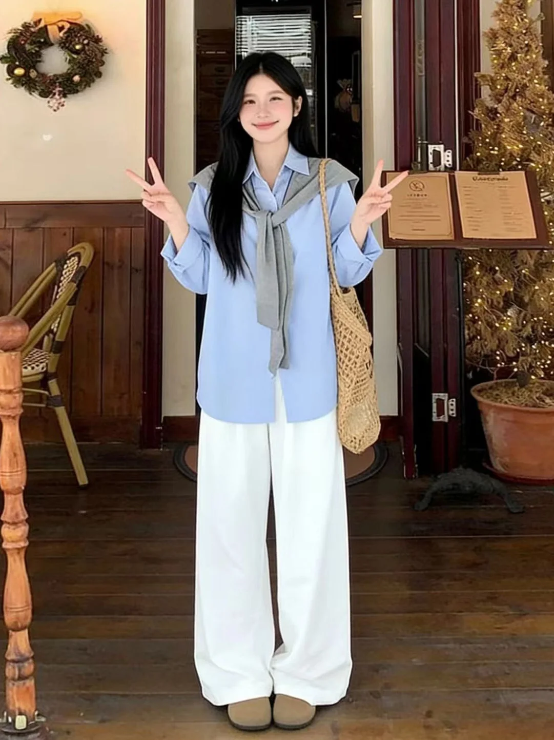 Fashionable Long Sleeve Shirt Women's Spring 2026 Casual Set Design Sense Grey Shoulder Shawl Matching Loose Style Commute Wind
Fashionable Long Sleeve Shirt Women's Spring 2026 Casual Set Design Sense Grey Shoulder Shawl Matching Loose Style Commute Wind