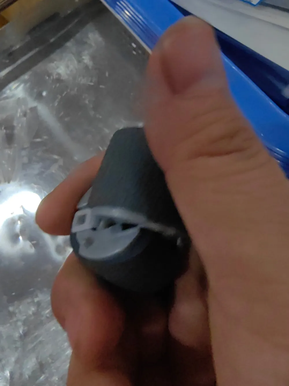 Лоток 1 ролика захвата RL2-0656-000 для HP M402 M403 M426 M427 M428 M429 M304 M305 M329 M404 M405 M501 M506 M507 M527 M528 1643
Лоток 1 ролика захвата RL2-0656-000 для HP M402 M403 M426 M427 M428 M429 M304 M305 M329 M404 M405 M501 M506 M507 M527 M528 1643