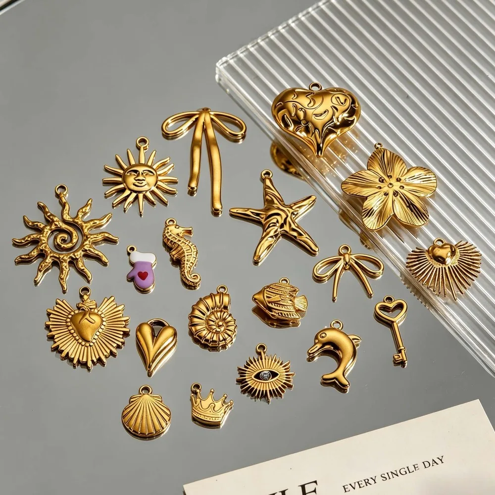 Vintage Matte Gold Alloy Charms, Mixed Shaped Sun/Heart/Starfish Pendants for DIY Jewelry Making
Vintage Matte Gold Alloy Charms, Mixed Shaped Sun/Heart/Starfish Pendants for DIY Jewelry Making