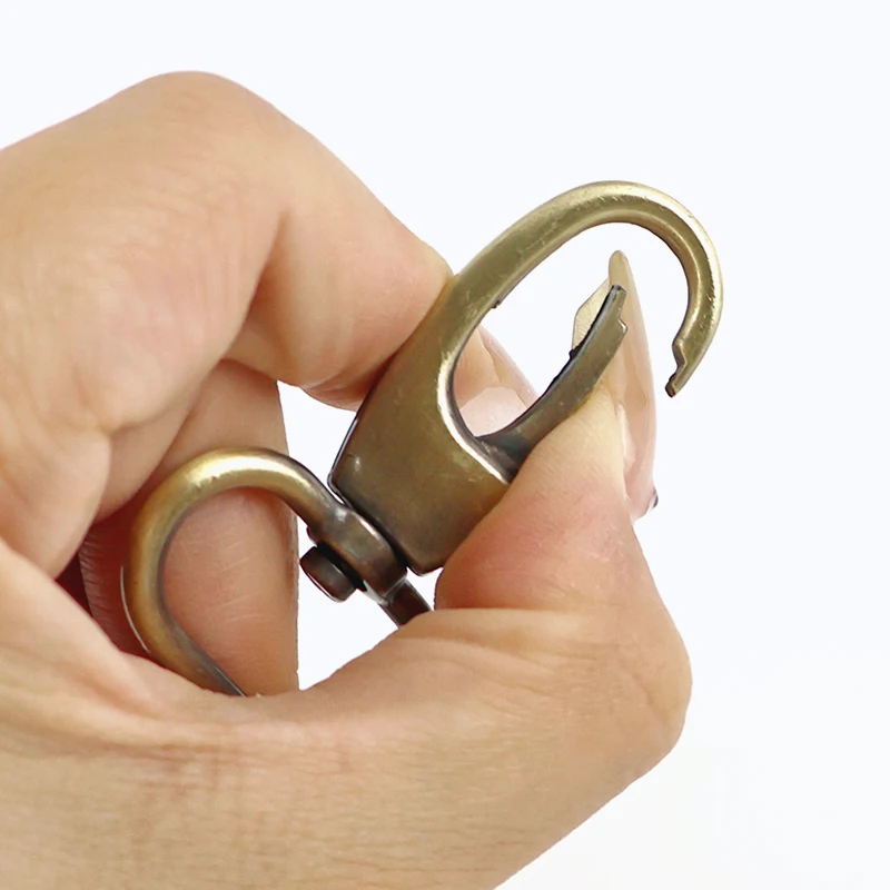 2/4Sets 20-38mm Metal Swivel Snap Buckle Lobster Clasp Handbag Strap D Ring Dog Collar Adjuster Buckles Bag Hardware Accessories
2/4Sets 20-38mm Metal Swivel Snap Buckle Lobster Clasp Handbag Strap D Ring Dog Collar Adjuster Buckles Bag Hardware Accessories