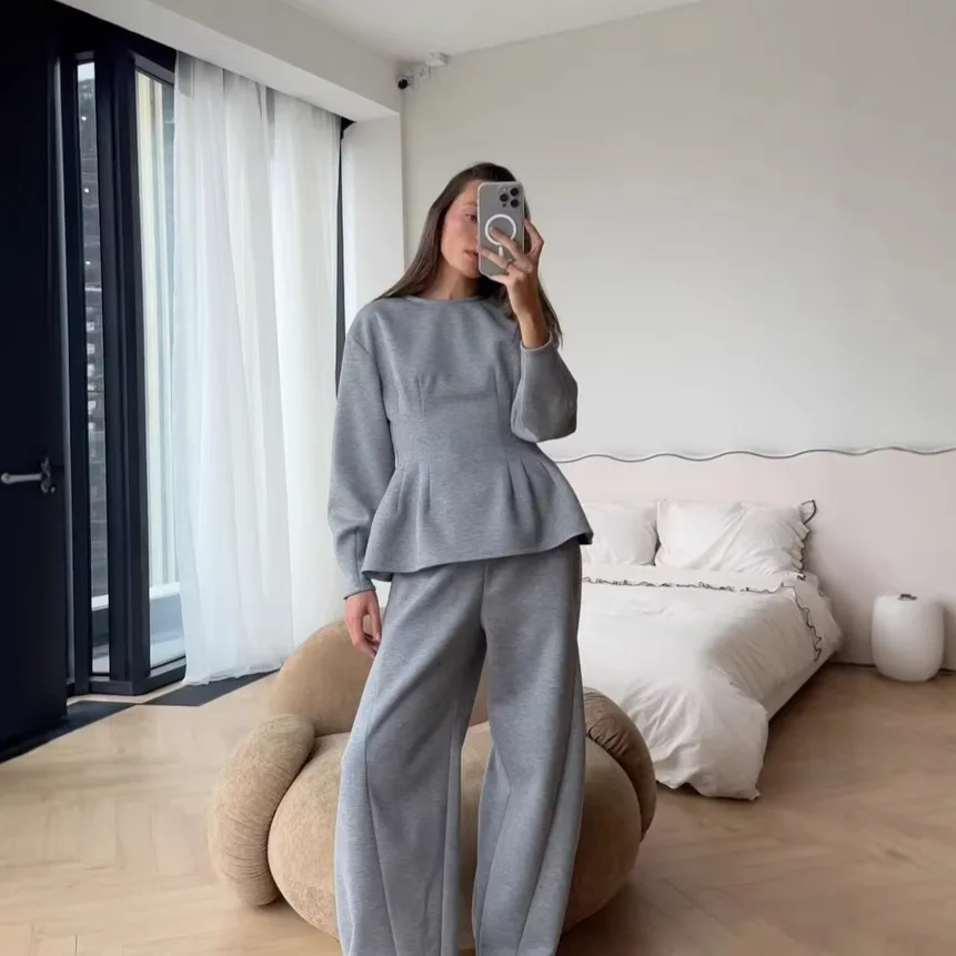 Gray Black 2 Piece Tracksuit Puff Sleeve Peplum Round Neck Top High Waist Wide Leg Pants Solid Soft Loungewear Matching Set
Gray Black 2 Piece Tracksuit Puff Sleeve Peplum Round Neck Top High Waist Wide Leg Pants Solid Soft Loungewear Matching Set