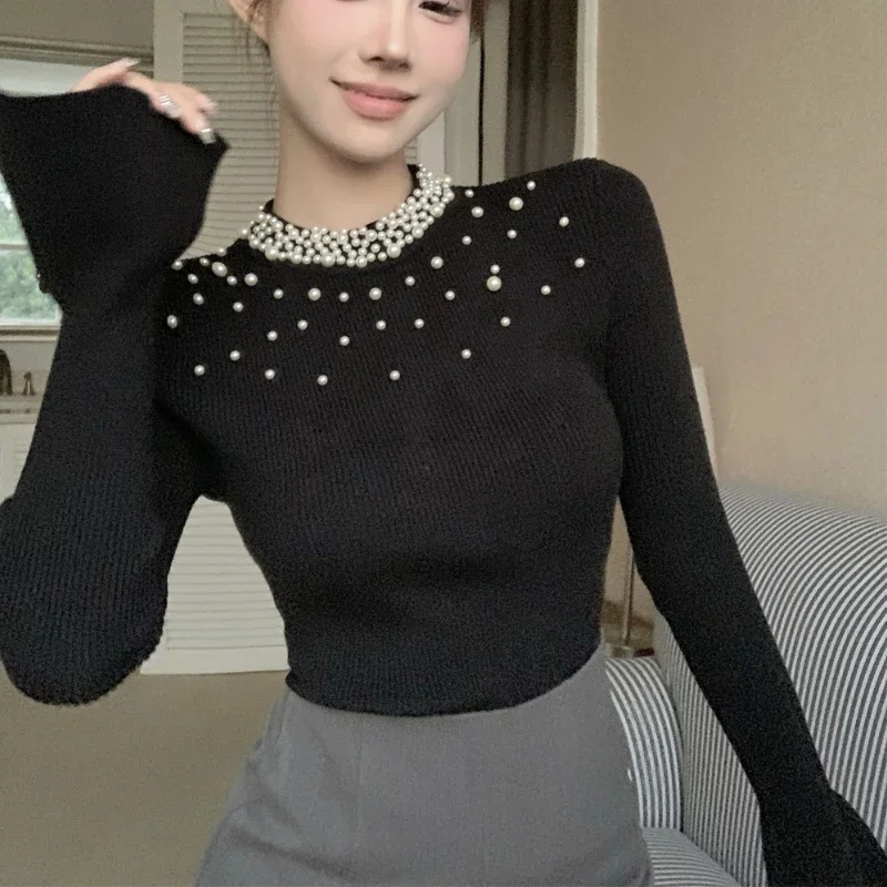 French High End Heavy Pearl O Neck Long Flare Sleeve Shirts Autumn All Match Vintage Punk Women Clothes Y2k Aesthetic Pullover
French High End Heavy Pearl O Neck Long Flare Sleeve Shirts Autumn All Match Vintage Punk Women Clothes Y2k Aesthetic Pullover
