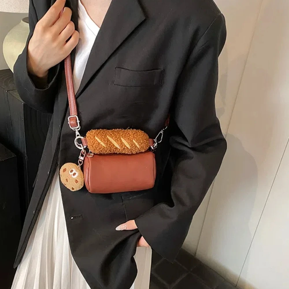 Trendy Small PU Leather Shoulder Bag Food Series Plush Cookie Hot Dog Handbag Pendant Waterproof Cartoon Crossbody Bag Kids
Trendy Small PU Leather Shoulder Bag Food Series Plush Cookie Hot Dog Handbag Pendant Waterproof Cartoon Crossbody Bag Kids