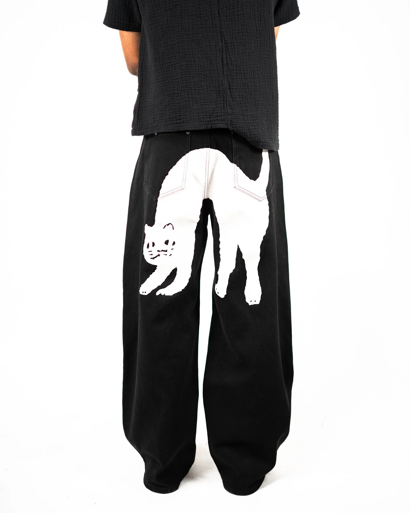 Vintage Popular Cat Graphic Baggy Jeans Streetwear Y2K Jeans Men Women Harajuku Goth High Waist Wide Trouser Black Pants
Vintage Popular Cat Graphic Baggy Jeans Streetwear Y2K Jeans Men Women Harajuku Goth High Waist Wide Trouser Black Pants