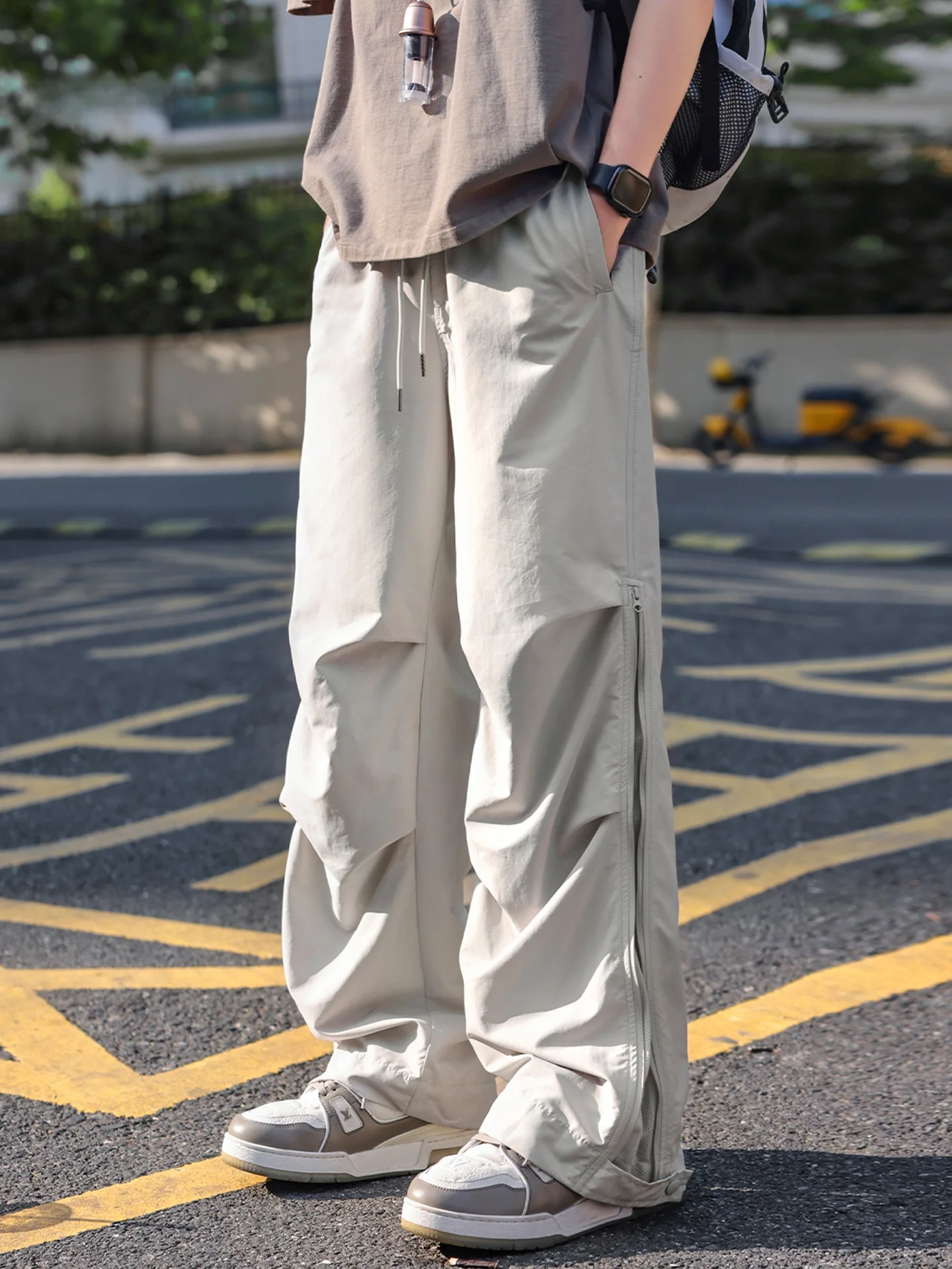 Американская функциональная спецодежда, брюки десантника, мужские летние тонкие походные спортивные складные свободные брюки с боковой молнией
Американская функциональная спецодежда, брюки десантника, мужские летние тонкие походные спортивные складные свободные брюки с боковой молнией