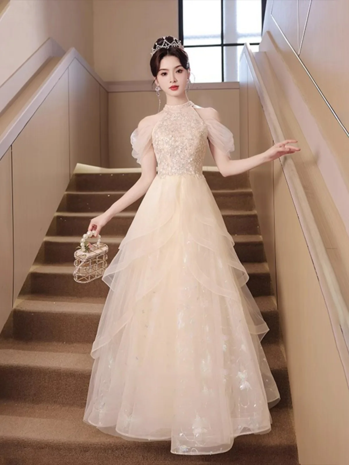 Вечернее платье цвета шампань с длинной юбкой и поясом для выпускного бала, костюм для выступления, церемонии, для взрослых
Вечернее платье цвета шампань с длинной юбкой и поясом для выпускного бала, костюм для выступления, церемонии, для взрослых