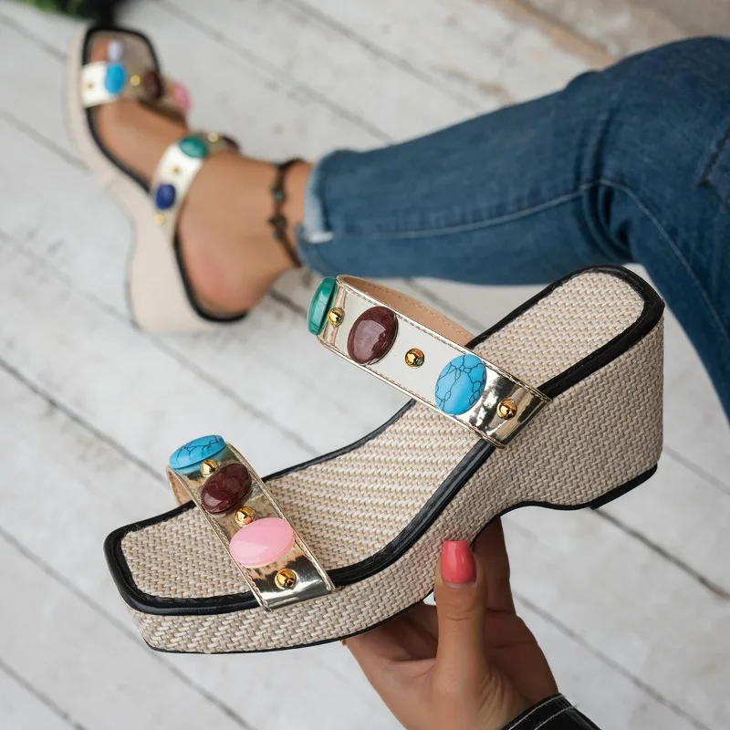 Women Slippers Summer New Outdoor Fashion Square Toe Wedge Sandals Colored Beaded Women's Leisure Vacation High Heel Shoes
Women Slippers Summer New Outdoor Fashion Square Toe Wedge Sandals Colored Beaded Women's Leisure Vacation High Heel Shoes