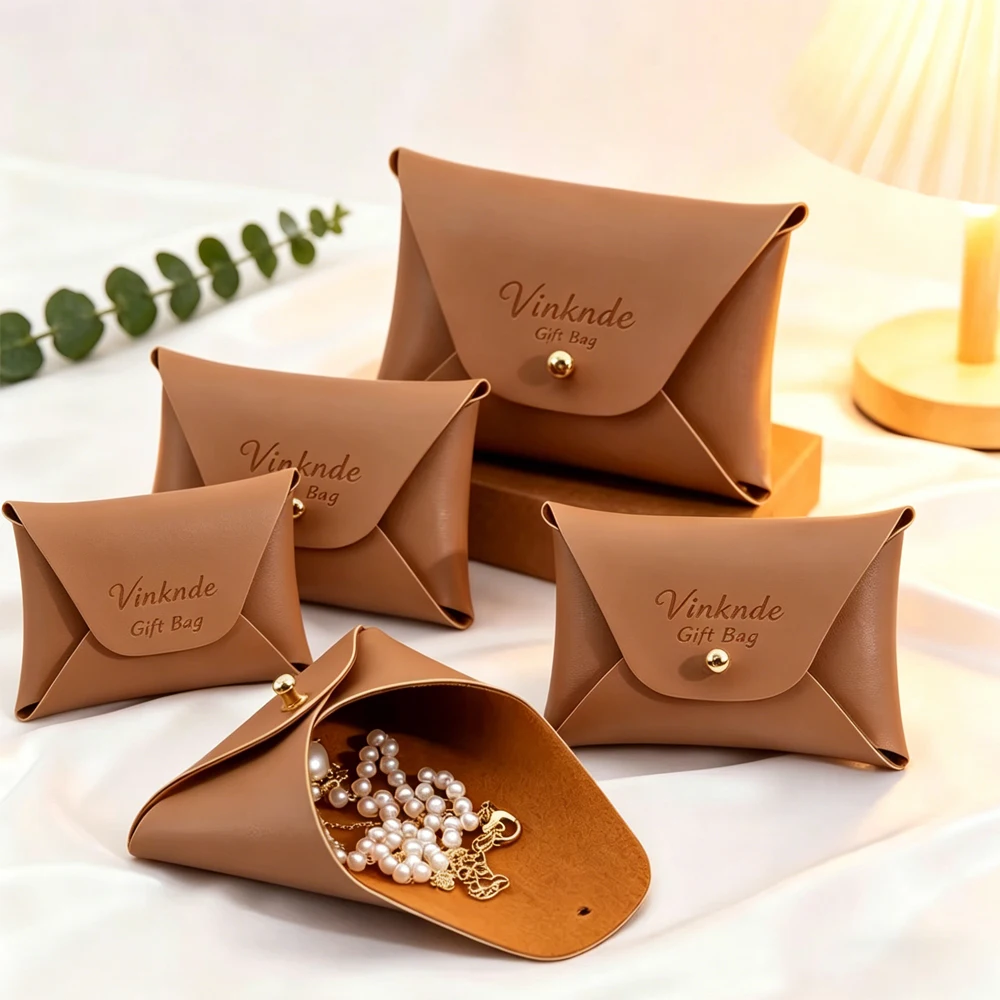 50Pcs New Design Luxury Cute Mini PU Leather Storage Bag 7*5cm 10*7cm DIY Jewelry Pouch for Ring Necklace Bracelet Gift Boxes
50Pcs New Design Luxury Cute Mini PU Leather Storage Bag 7*5cm 10*7cm DIY Jewelry Pouch for Ring Necklace Bracelet Gift Boxes