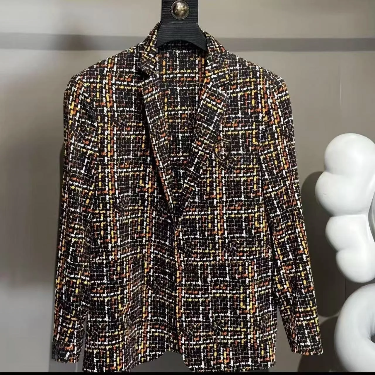 2025 New Plaid Floral Long Sve Men's Briti Sle High Faion Casual Suit Jaet Personali Spring Trend Youth
2025 New Plaid Floral Long Sve Men's Briti Sle High Faion Casual Suit Jaet Personali Spring Trend Youth