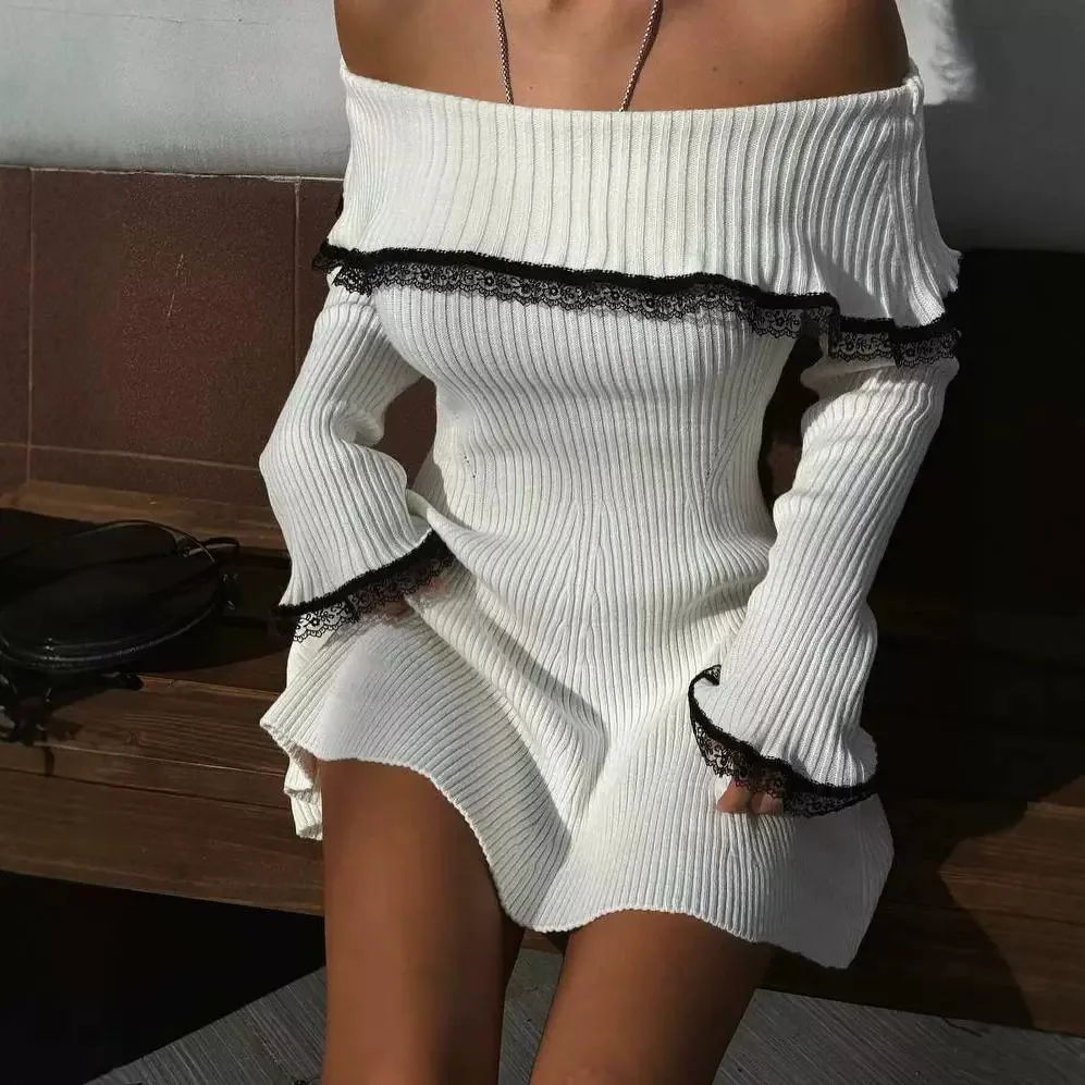 American Lace Stitching Knit One-shoulder Sexy Skirt Autumn and Winter New Sweater Dress
American Lace Stitching Knit One-shoulder Sexy Skirt Autumn and Winter New Sweater Dress