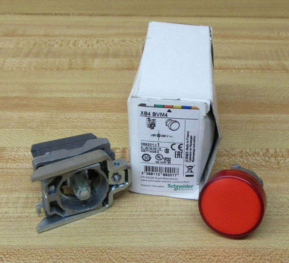 XB4BVM4 = ZB4BVM4 + ZB4BV043 Pilot light, metal, red, Ø22, plain lens with integral LED, 230...240 VAC
XB4BVM4 = ZB4BVM4 + ZB4BV043 Pilot light, metal, red, Ø22, plain lens with integral LED, 230...240 VAC