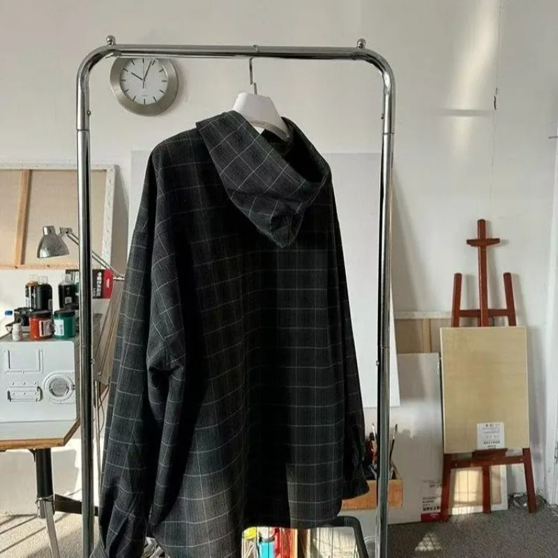 American Retro Plaid Hooded irt Men's Spring Autumn Loose Casual Couple's Outerwear Polyester Non-iron Treaent Long Sve
American Retro Plaid Hooded irt Men's Spring Autumn Loose Casual Couple's Outerwear Polyester Non-iron Treaent Long Sve