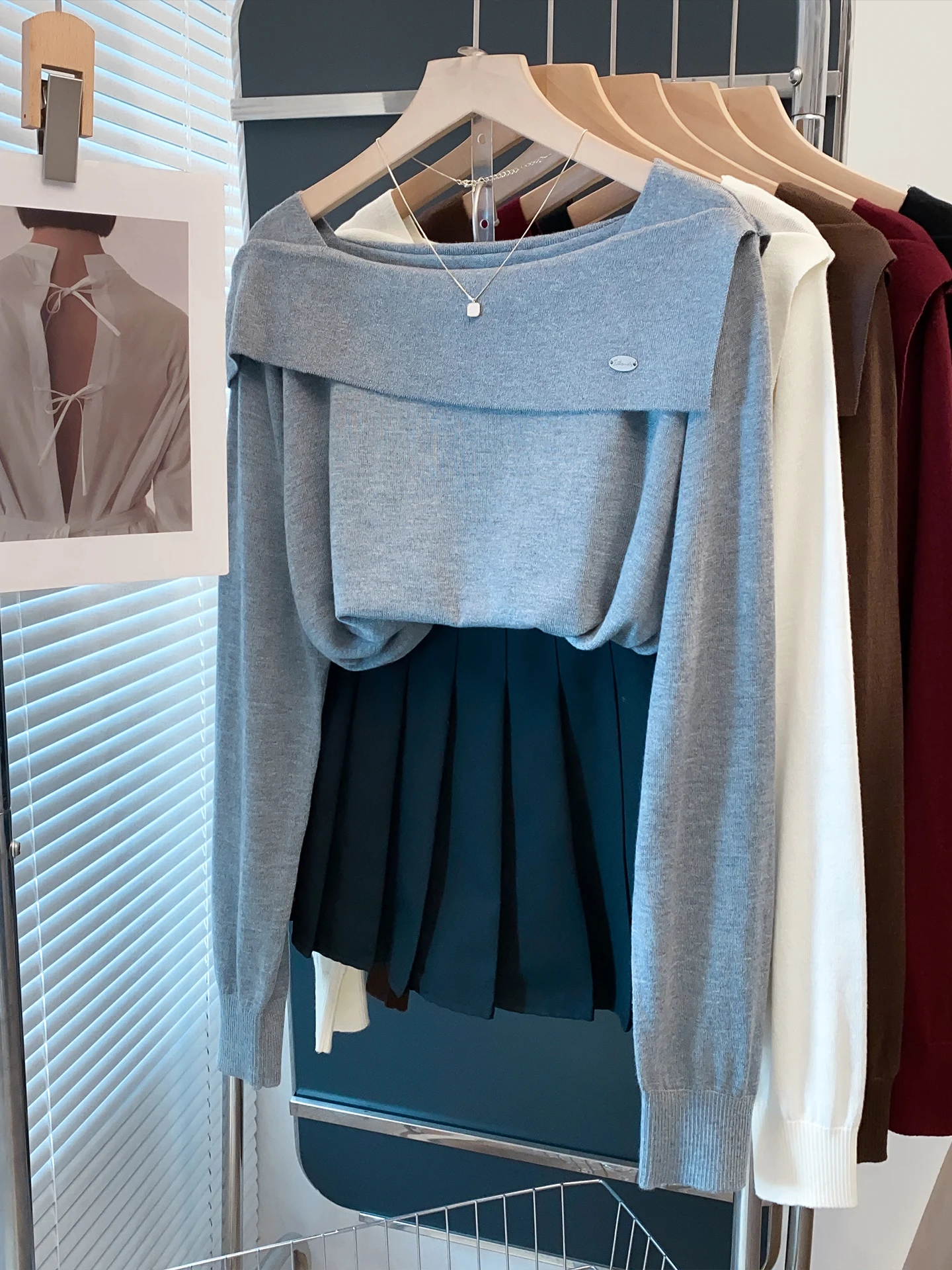 Trendy plus Size Women's Knitted Top Loose Slimming Autumn Winter Faionable Base Layer irt Korean Sle Long Sve
Trendy plus Size Women's Knitted Top Loose Slimming Autumn Winter Faionable Base Layer irt Korean Sle Long Sve