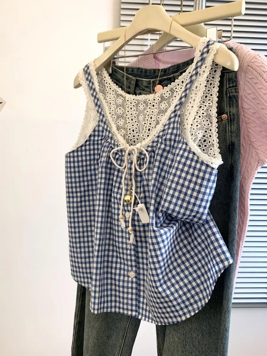Blue Plaid Strap Vest Women's Summer Small Size Fake Two-Piece Slimming Top Korean Style Loose Fit Casual Fashion
Blue Plaid Strap Vest Women's Summer Small Size Fake Two-Piece Slimming Top Korean Style Loose Fit Casual Fashion