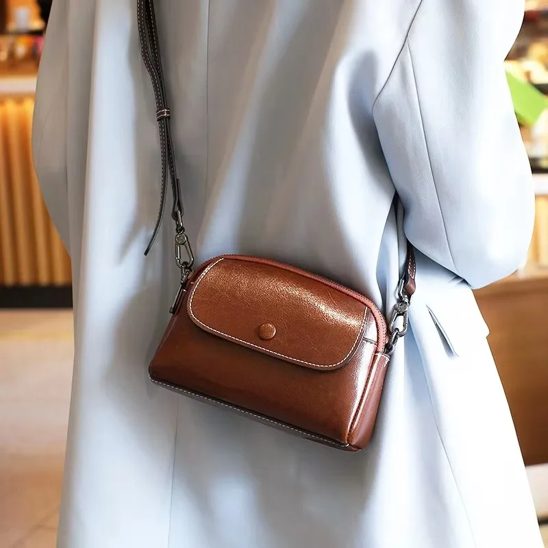 Mini Small Genuine Leather Vintage Bag Crossbody Bag Luxury Mobile Phone Shoulder Women Mobile Bag for Women
Mini Small Genuine Leather Vintage Bag Crossbody Bag Luxury Mobile Phone Shoulder Women Mobile Bag for Women